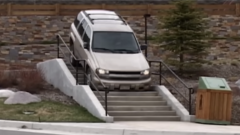 ‘Aggressive Urban Off-Roading’ Is a 2005 Skateboarding Video But With Cars